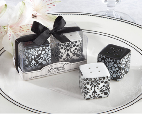 Black-and-white-damask-salt-and-pepper-shaker-set